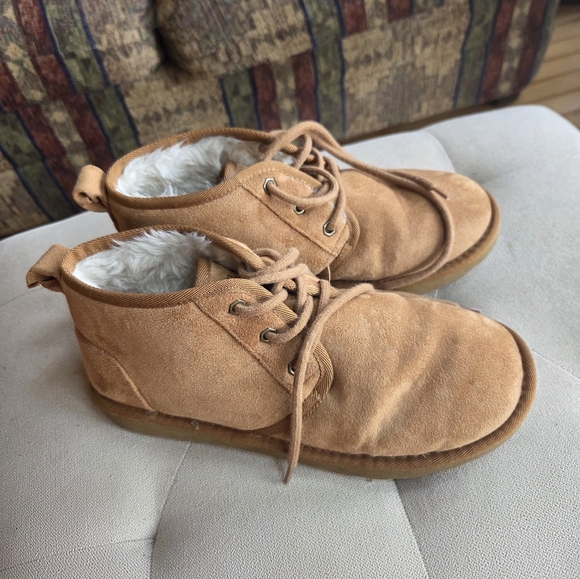 Amazon Shoes - Tan Lace Up Boots